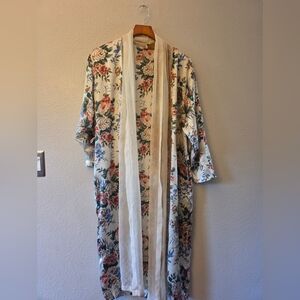 Victoria's Secret Floral Robe - Cream and Pink